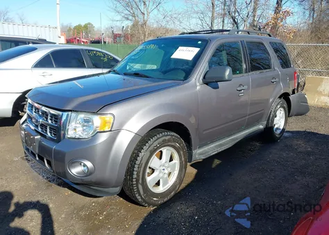2009 Ford Escape Xlt from USA, damaged, VIN 1FMCU03709KC58641